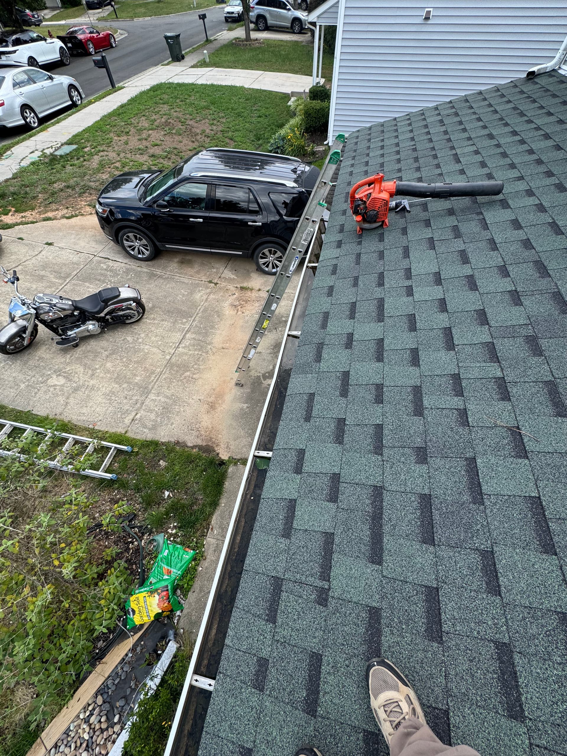 Gallery photos for Clogged Gutters Are a Bigger Problem Than You Think: Image #1