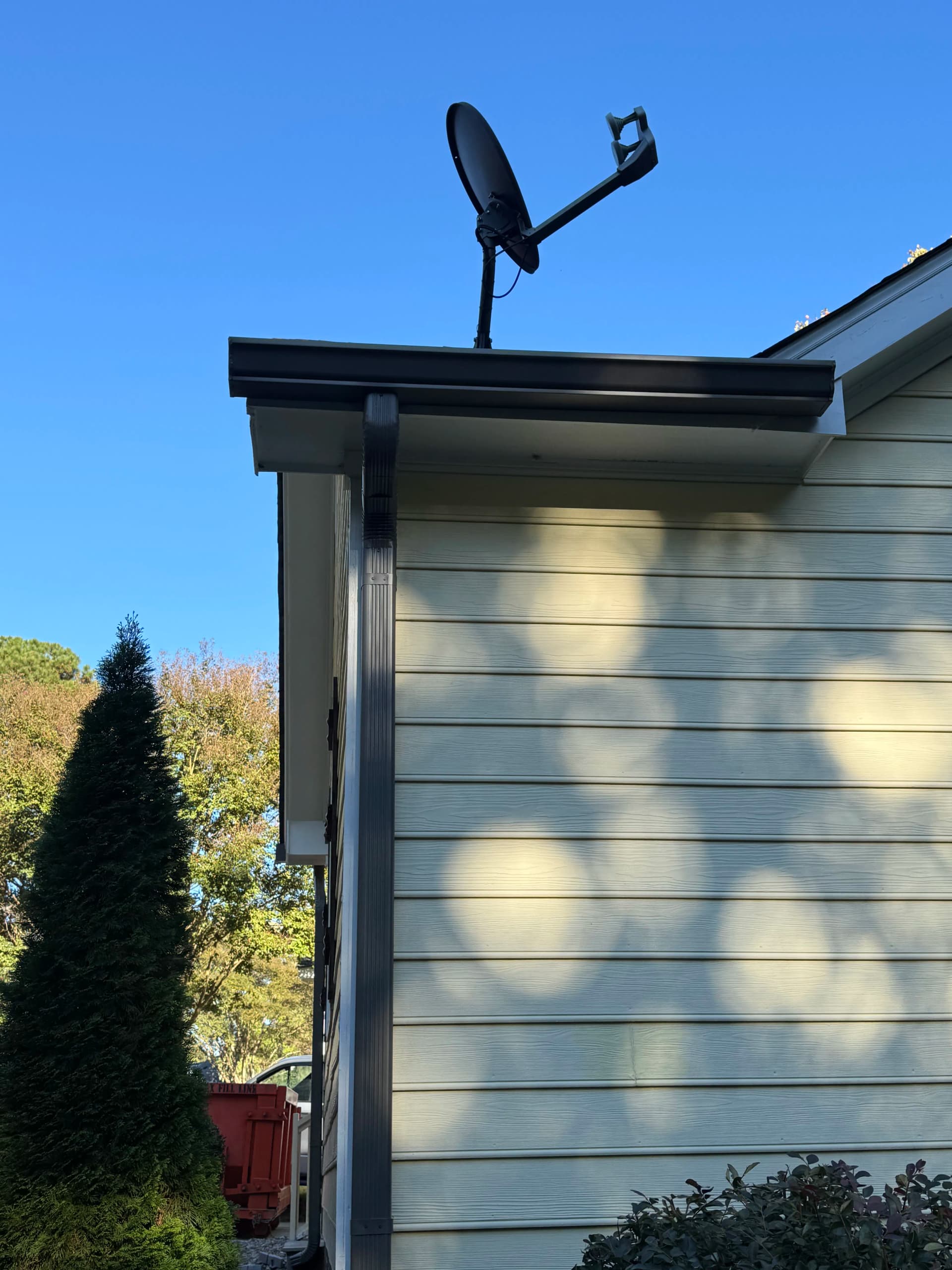Gallery photos for New Gutter Installation and Siding Work Done Right: Image #4
