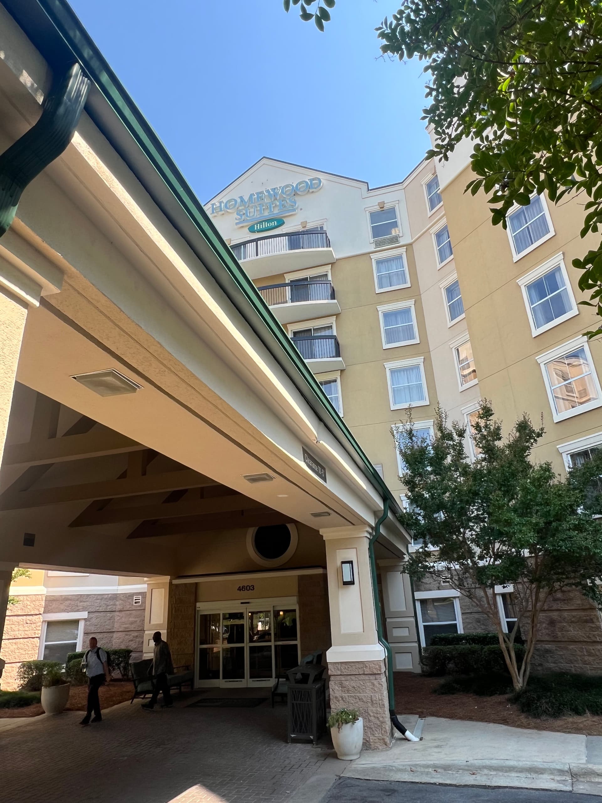 Gallery photos for 6-Inch Gutter Installation with 3x4 Downspouts at Homewood Suites: Image #4